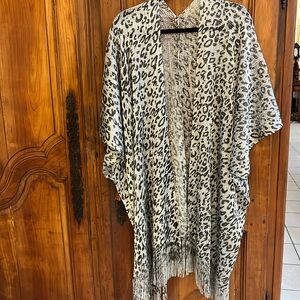 Animal print black gray and silver Ruana with fringe NWT